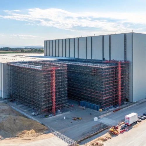 Achieve proven results with a 3-step clad rack warehouse system built to increase capacity, save floor space, and streamline your storage operations.